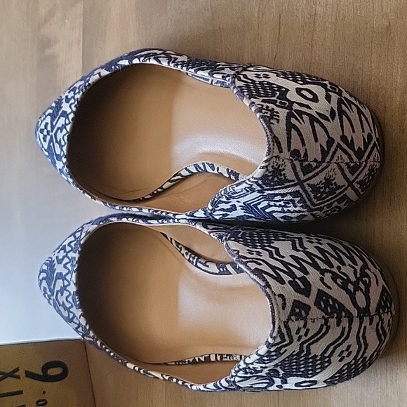 Mix No. 6 Vantage Embroidered Flats - Picture 3 of 5